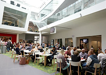 シェフィールド・ハラム大学のラウンジスペース